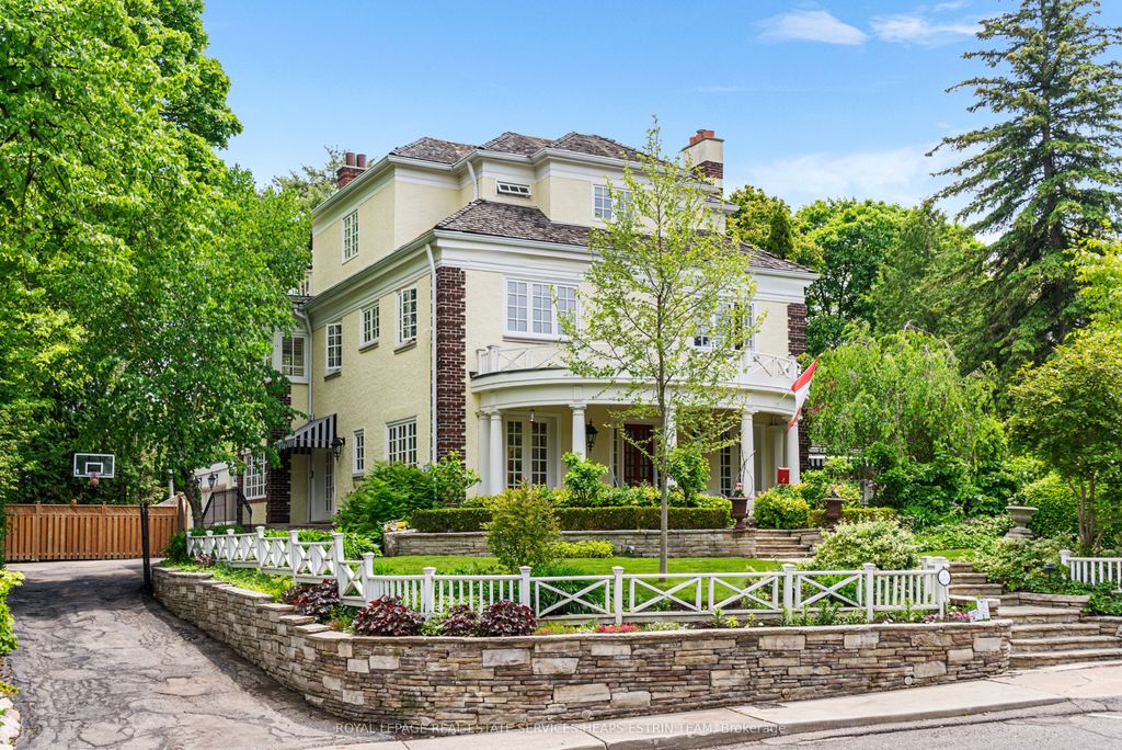 Photo of 25 Strathgowan Crescent, Toronto, ON M4N 2Z6 (MLS # C12410877)