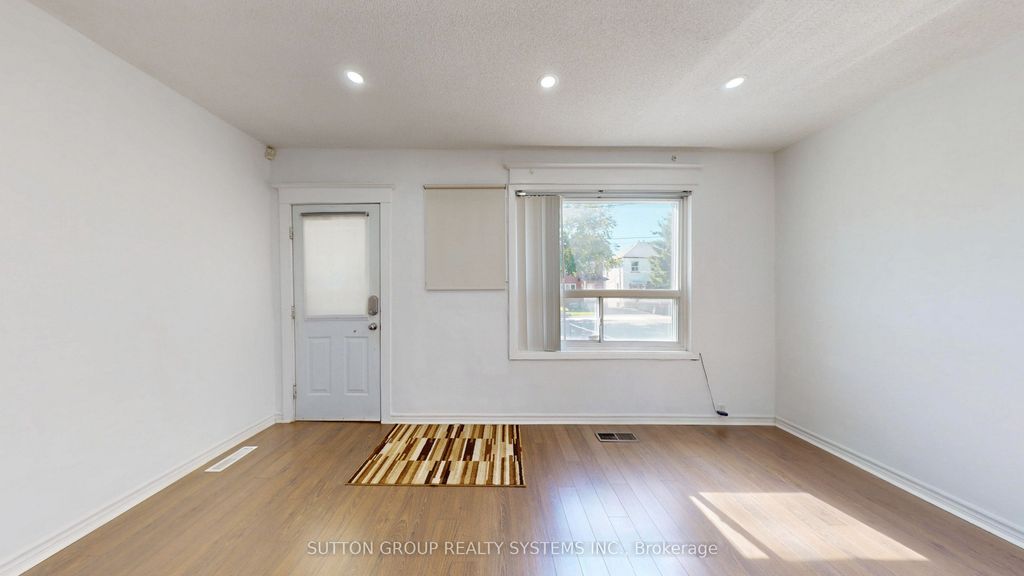 Photo of 128 Northland Avenue, Toronto, ON M6N 2E2 (MLS # W12471197)