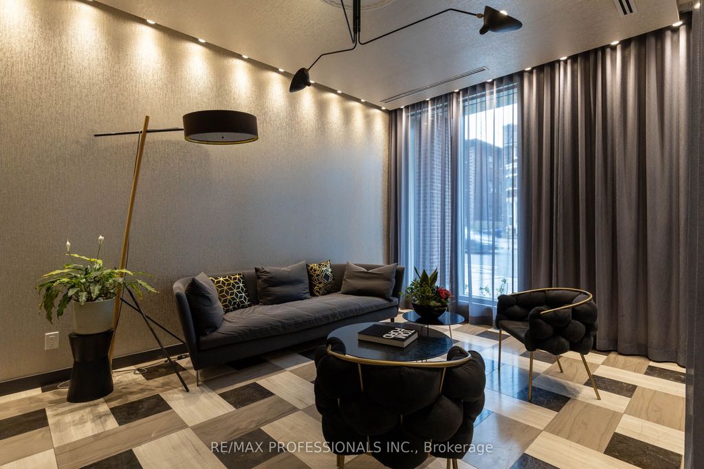 Photo of 1638 Bloor Street W #410, Toronto, ON M6P 0A6 (MLS # W13156238)