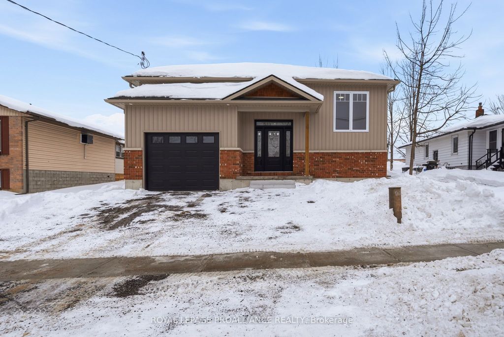 Photo of 152 Bay Street, Quinte West, ON K8V 1H8 (MLS # X12786634)