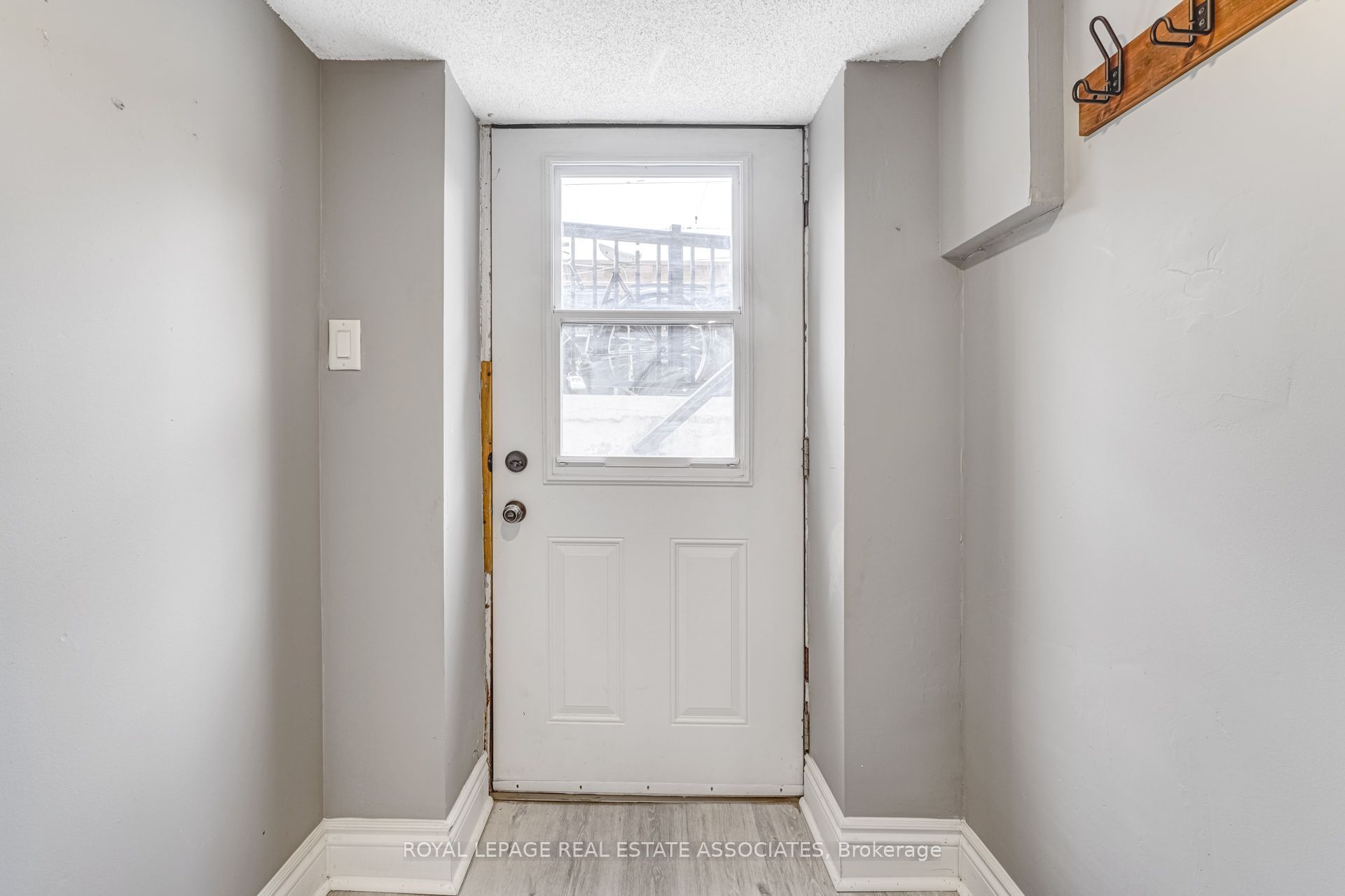 274 Ossington Avenue 3