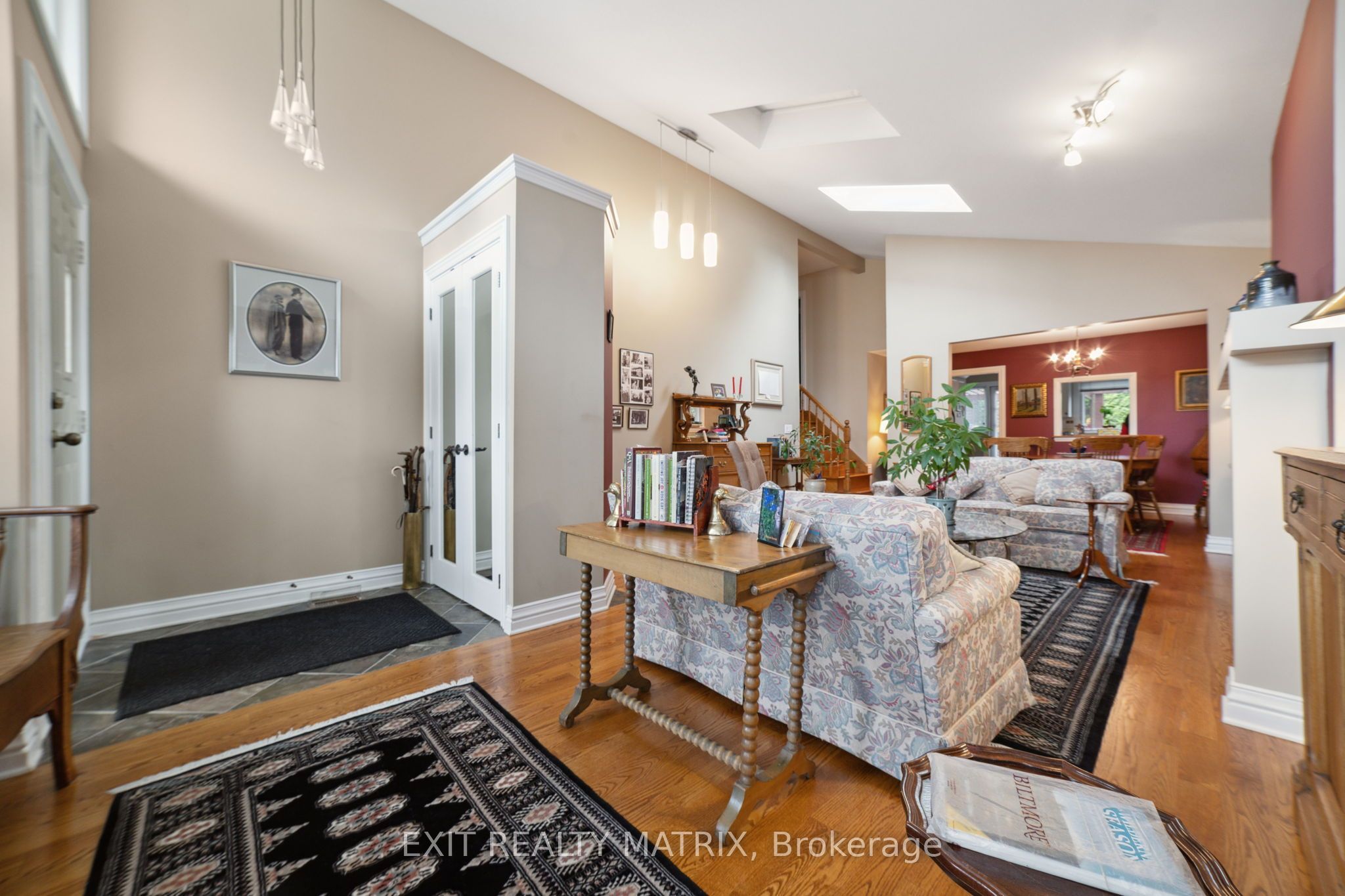 1866 Lenester Avenue - Photo 4