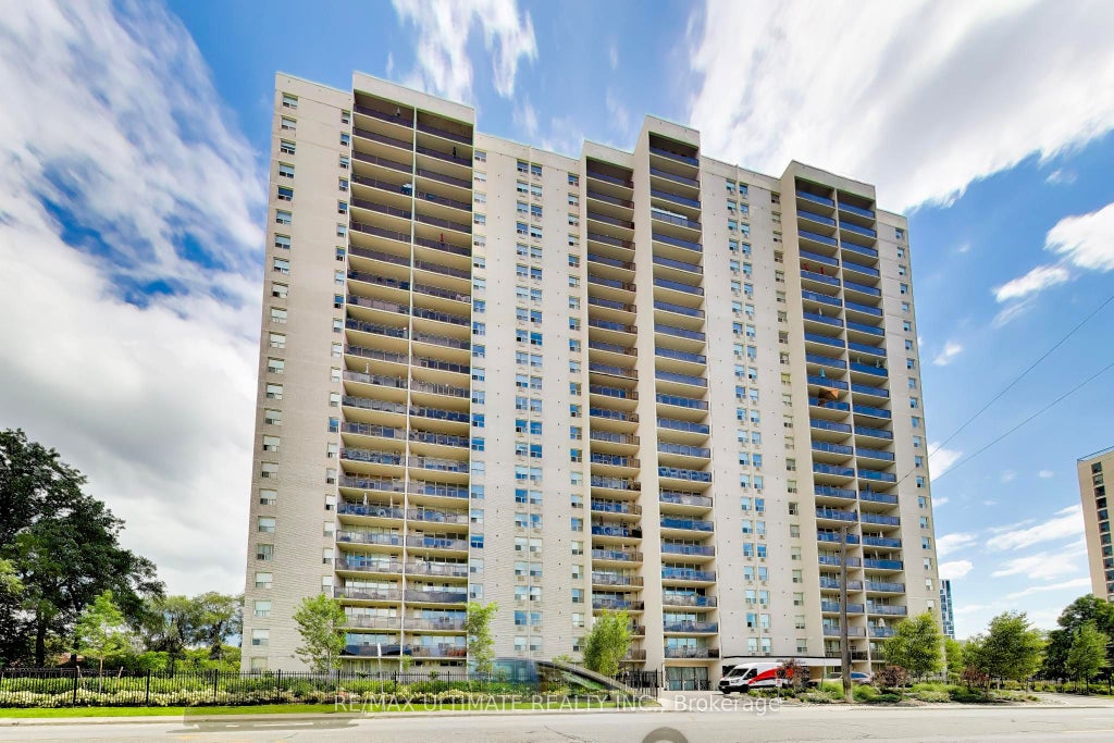 Photo of 155 Marlee Avenue #608, Toronto, ON M6B 4B5 (MLS # W13729534)