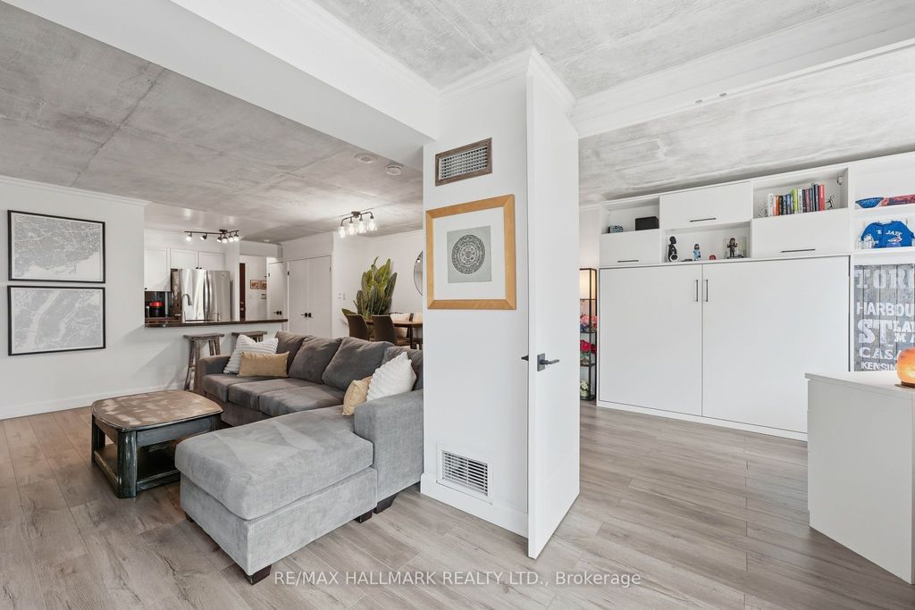 Photo of 600 Queens Quay W #705, Toronto, ON M5V 3M3 (MLS # C12994352)