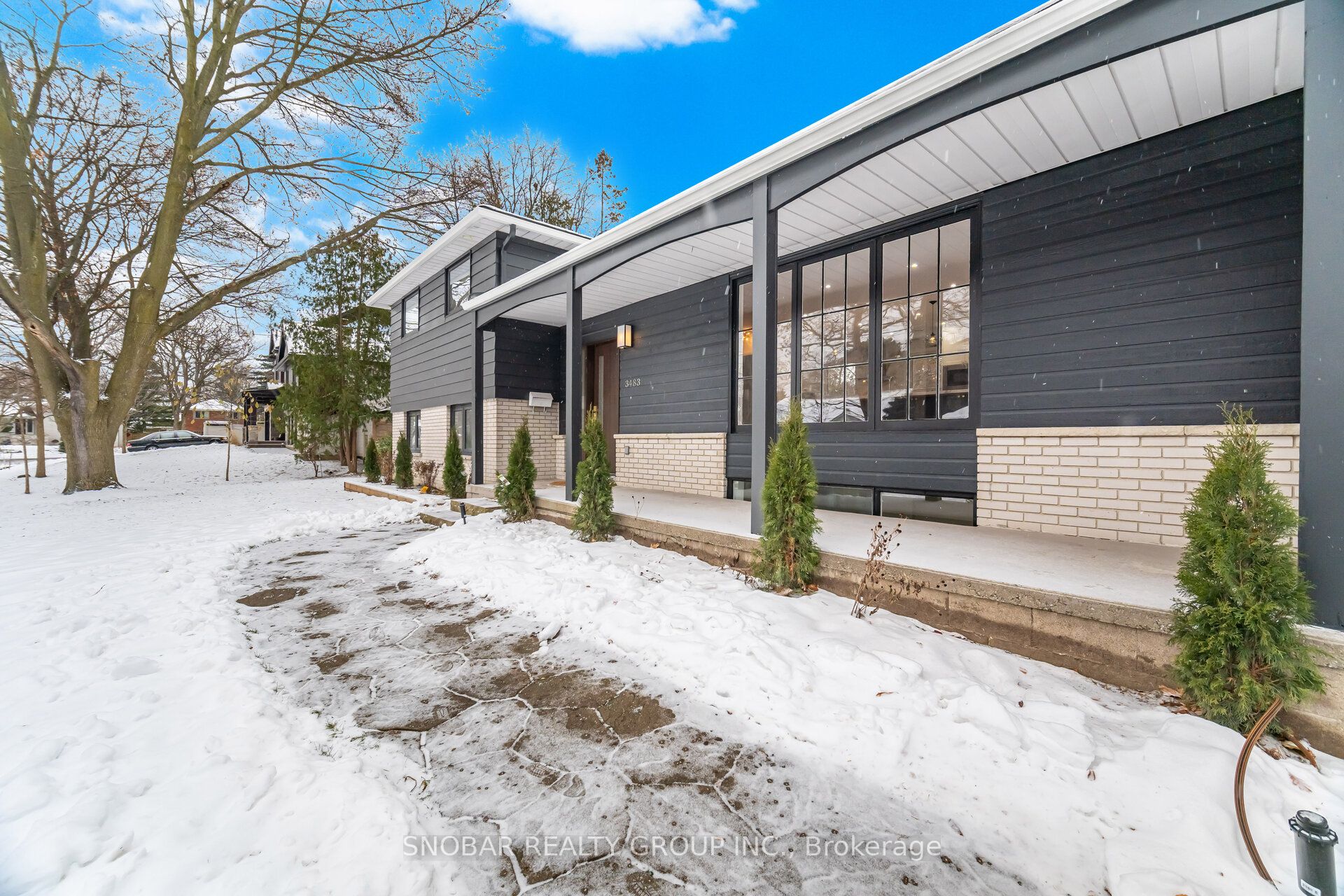 3483 Enniskillen Circle