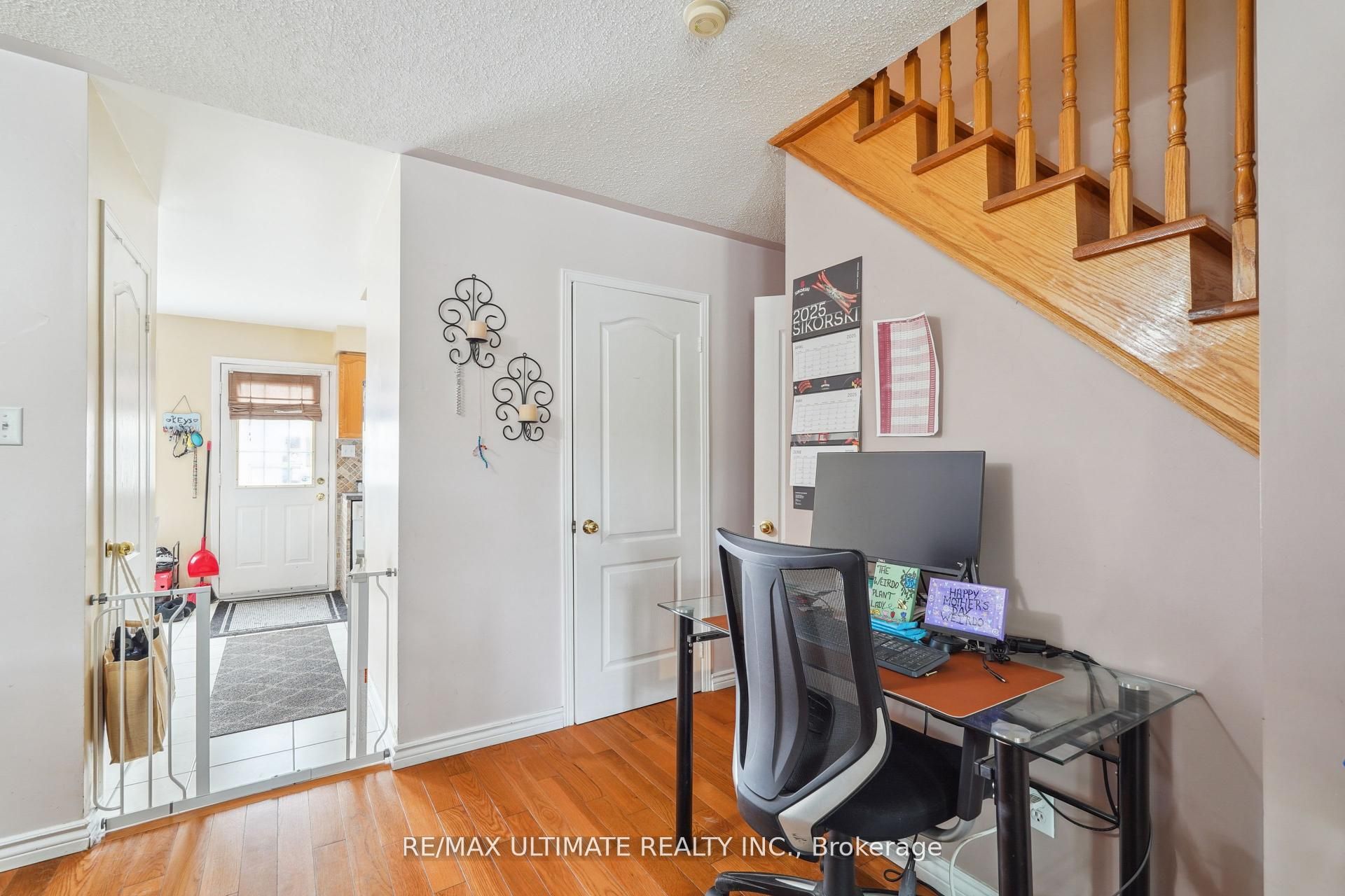 2168 St. Clair Avenue W