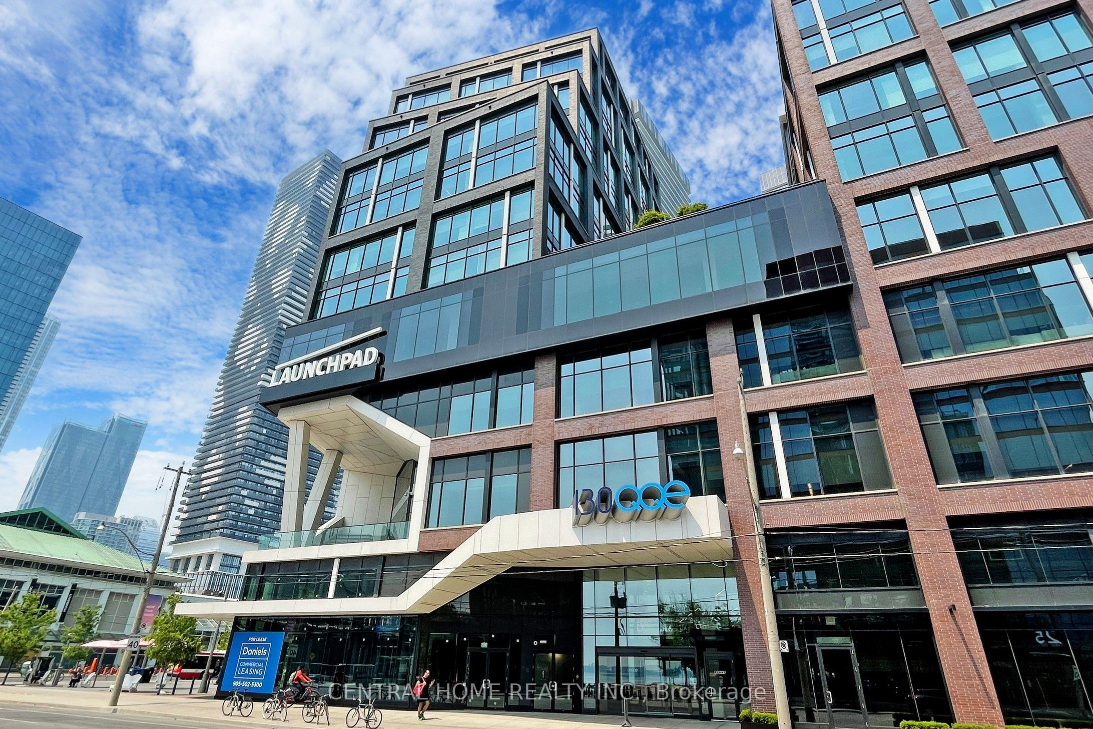 130 Queens Quay E 604