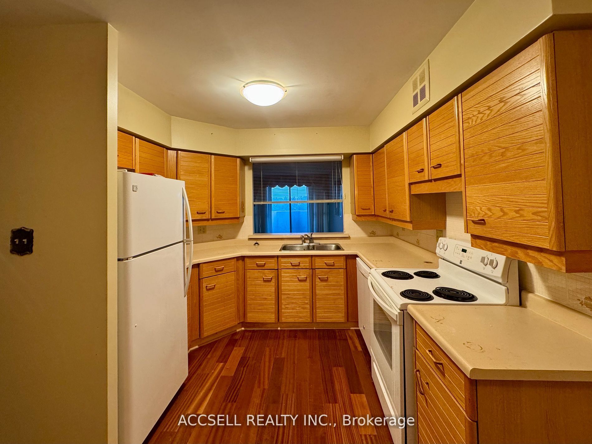 25 Austin Drive 522