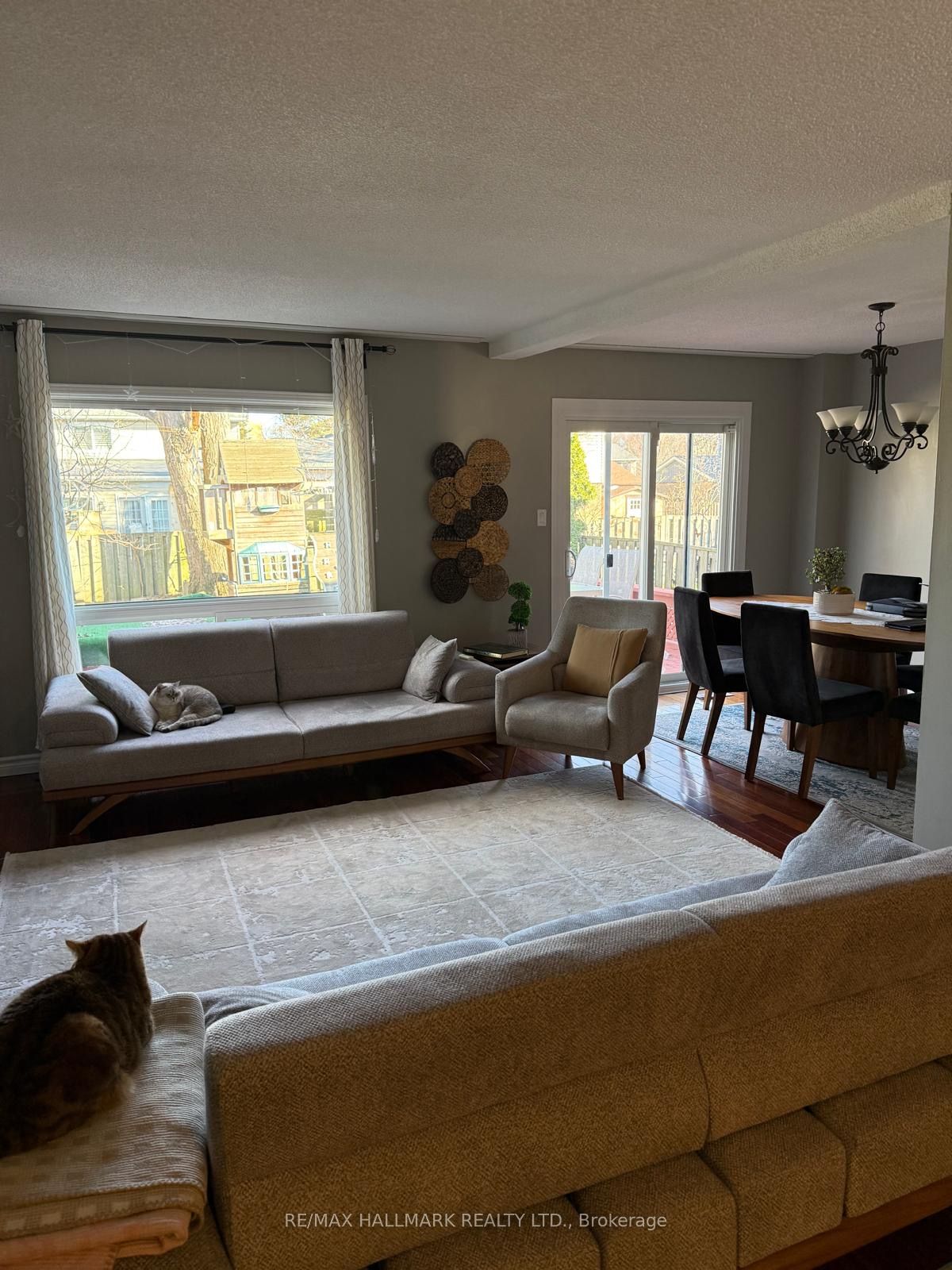 2793 Quill Crescent MAIN FLOOR