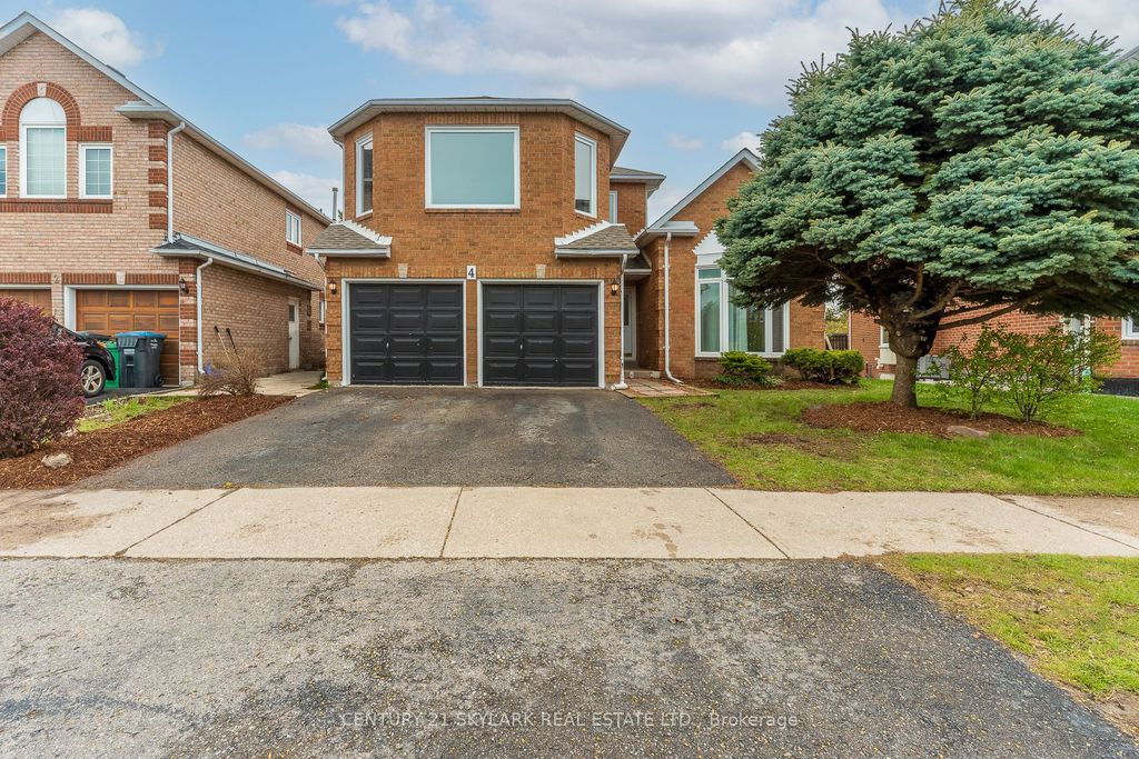 Photo of 4 Leeward Drive, Brampton, ON L6S 5V6 (MLS # W13096674)