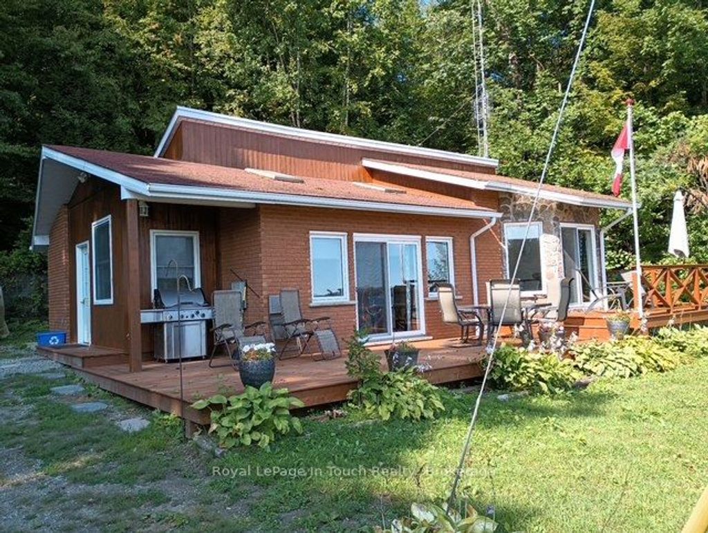 Photo of 468 Champlain Road, Penetanguishene, ON L9M 1S5 (MLS # S12952934)