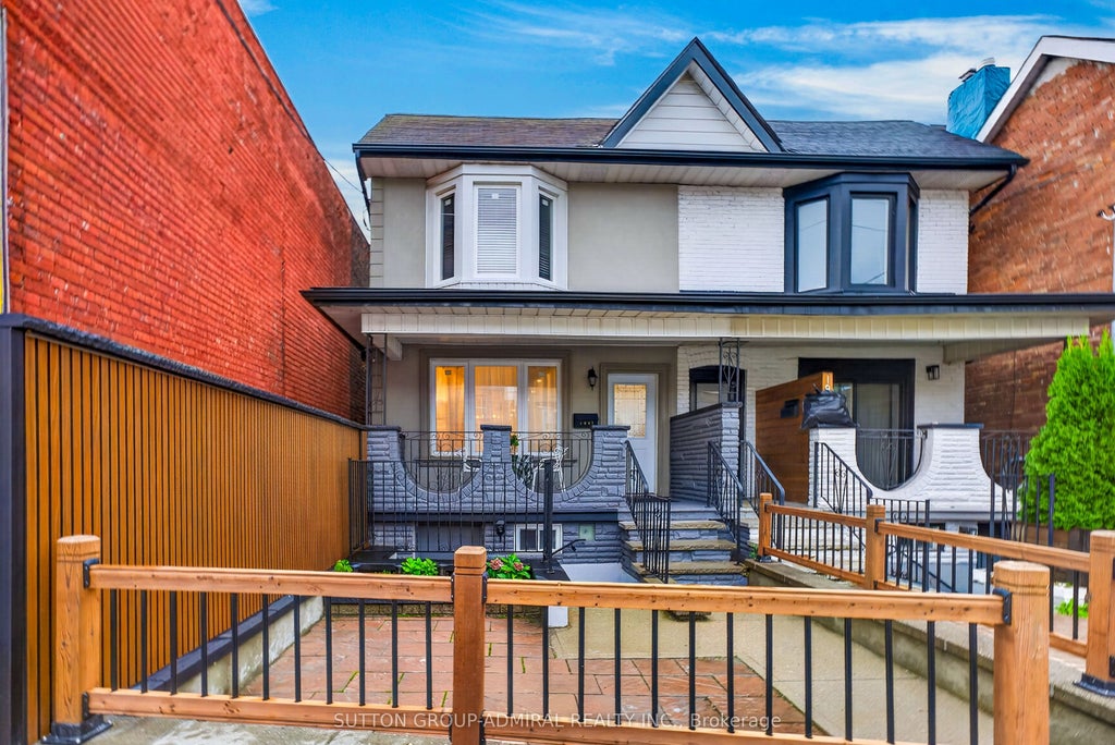 Photo of 1987 Davenport Road, Toronto, ON M6N 1C5 (MLS # W13773618)
