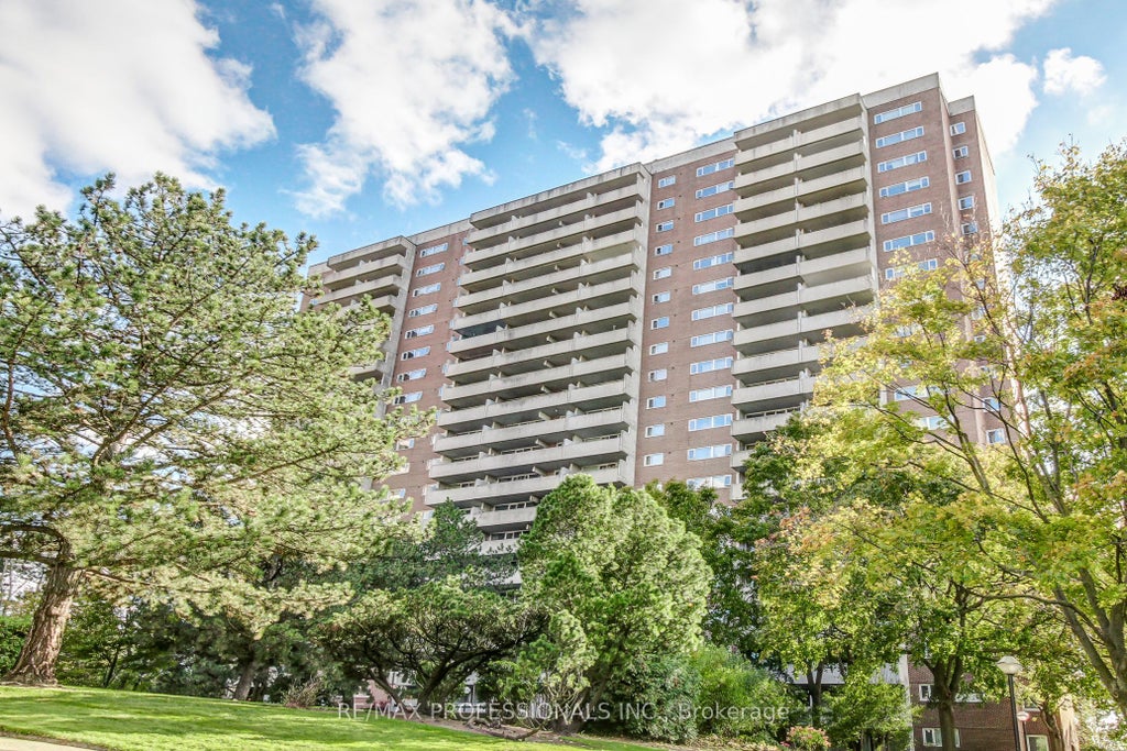Photo of 240 Scarlett Road #1405, Toronto, ON M6N 4X4 (MLS # W13719886)
