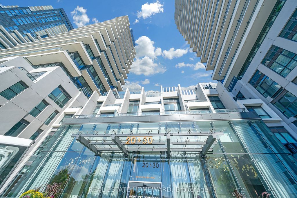 Photo of 20 Inn On The Park Drive #2039, Toronto, ON M3C 0P8 (MLS # C12856384)