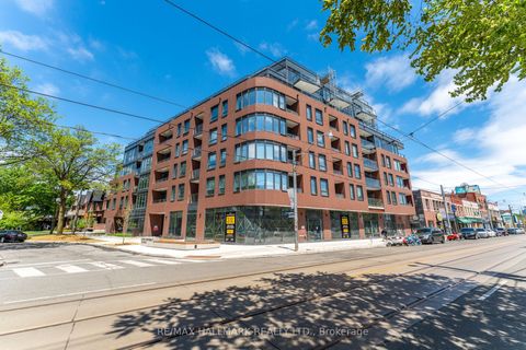 5 Lakeview Avenue 402 Toronto ON M6J 0H3