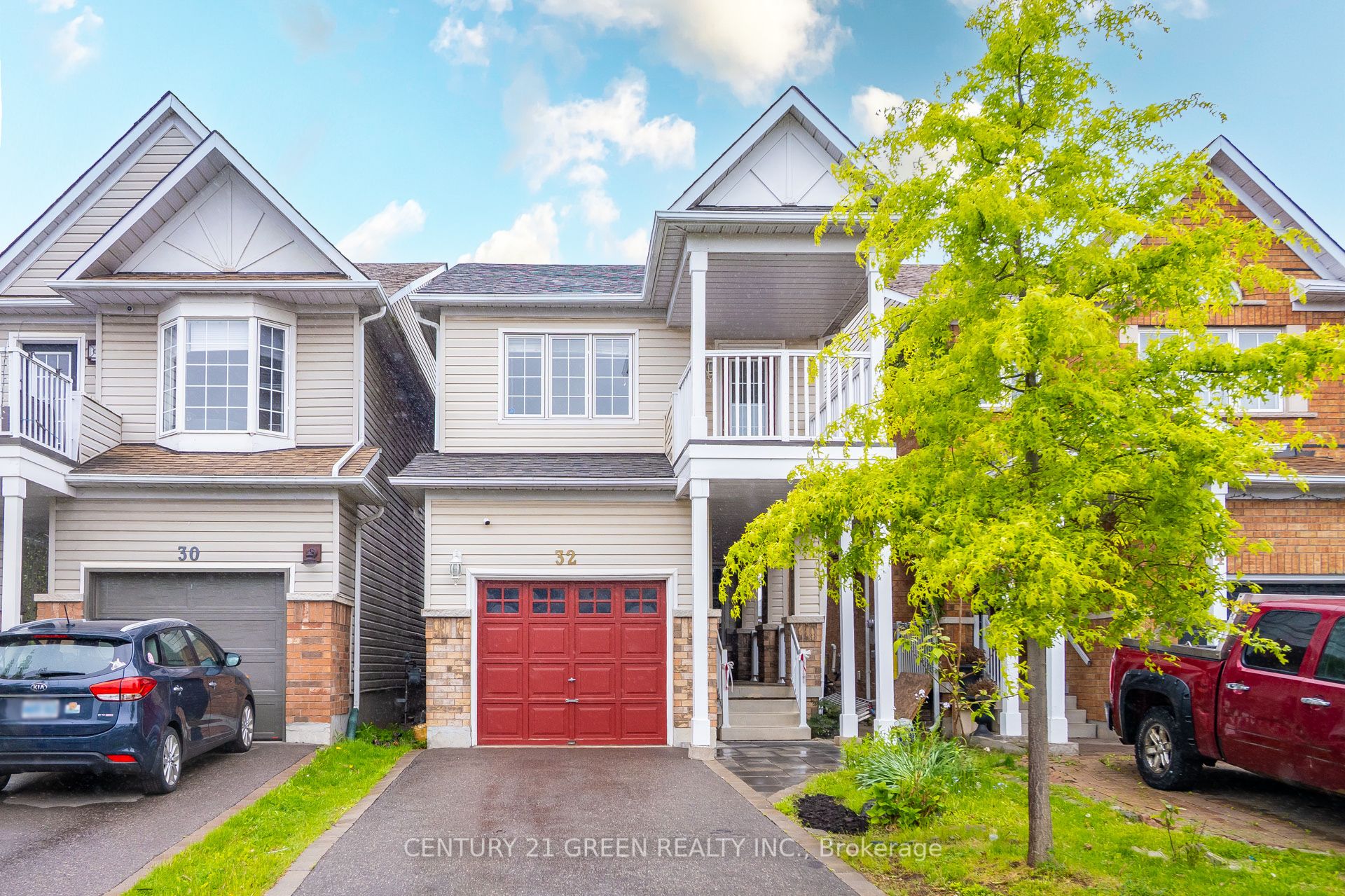 32 Dills Crescent