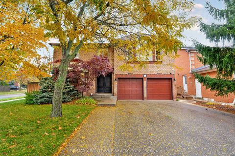 1586 Heritage Way Oakville ON L6M 2Z5