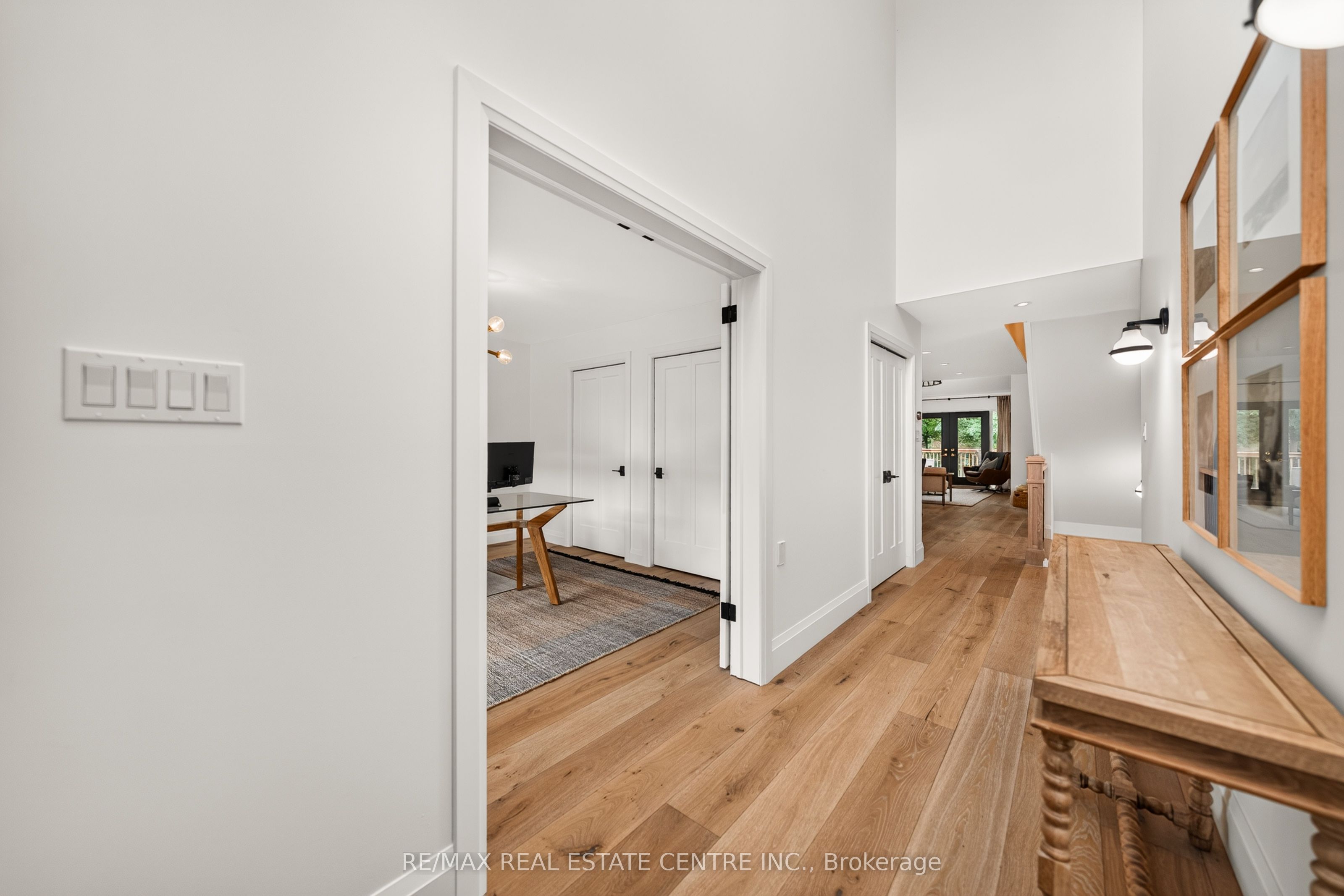 350 Doon Valley Drive 3C