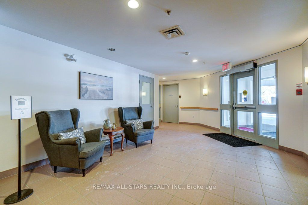 Photo of 8 Huron Street #303, Kawartha Lakes, ON K9V 6K3 (MLS # X13075284)