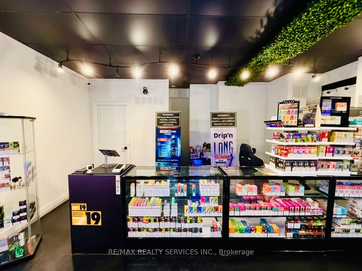 Photo 1 of 16 — 201 Dundas Street E, Toronto, ON M5A 1Z4