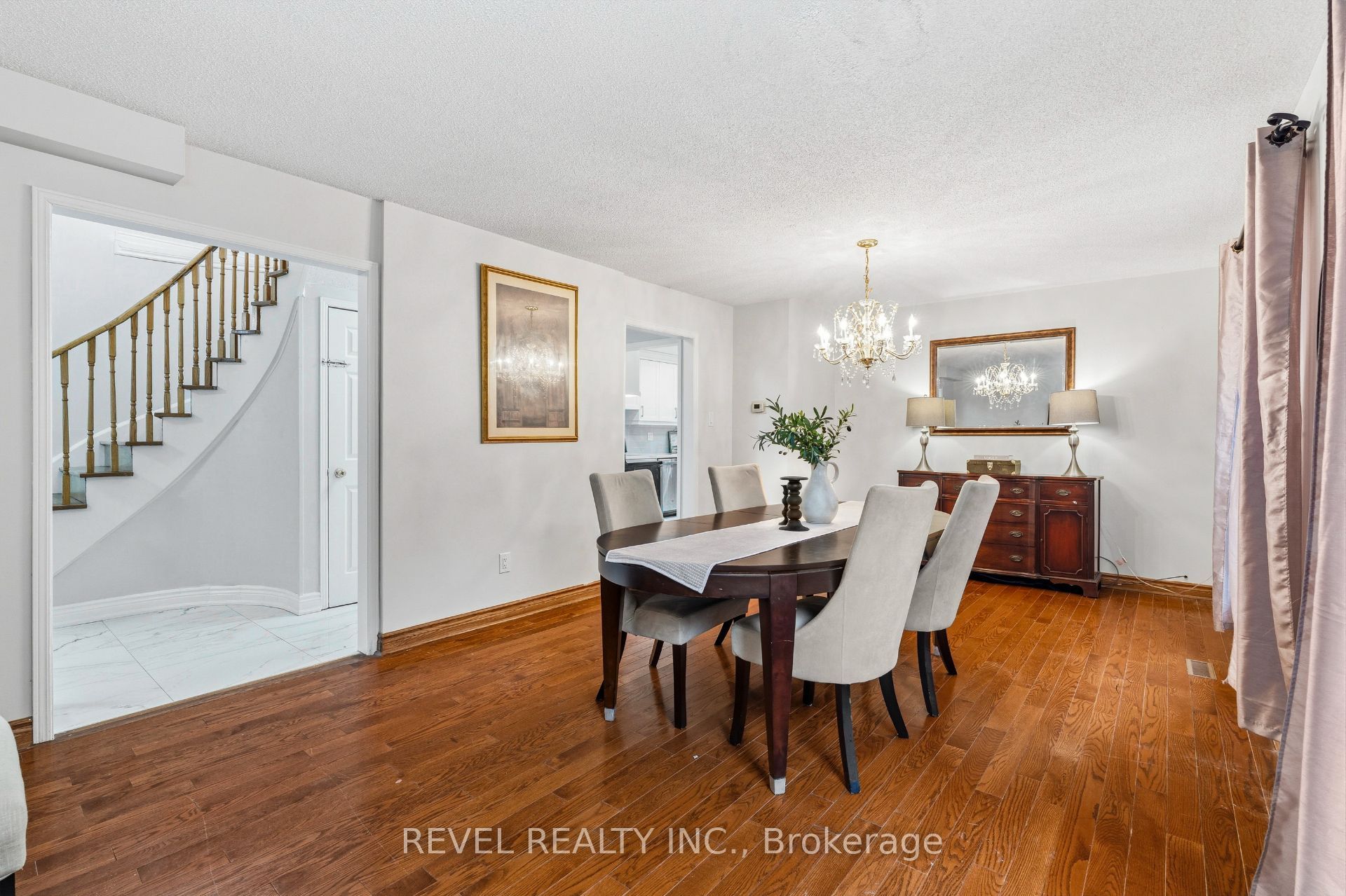 101 Sandmere Avenue