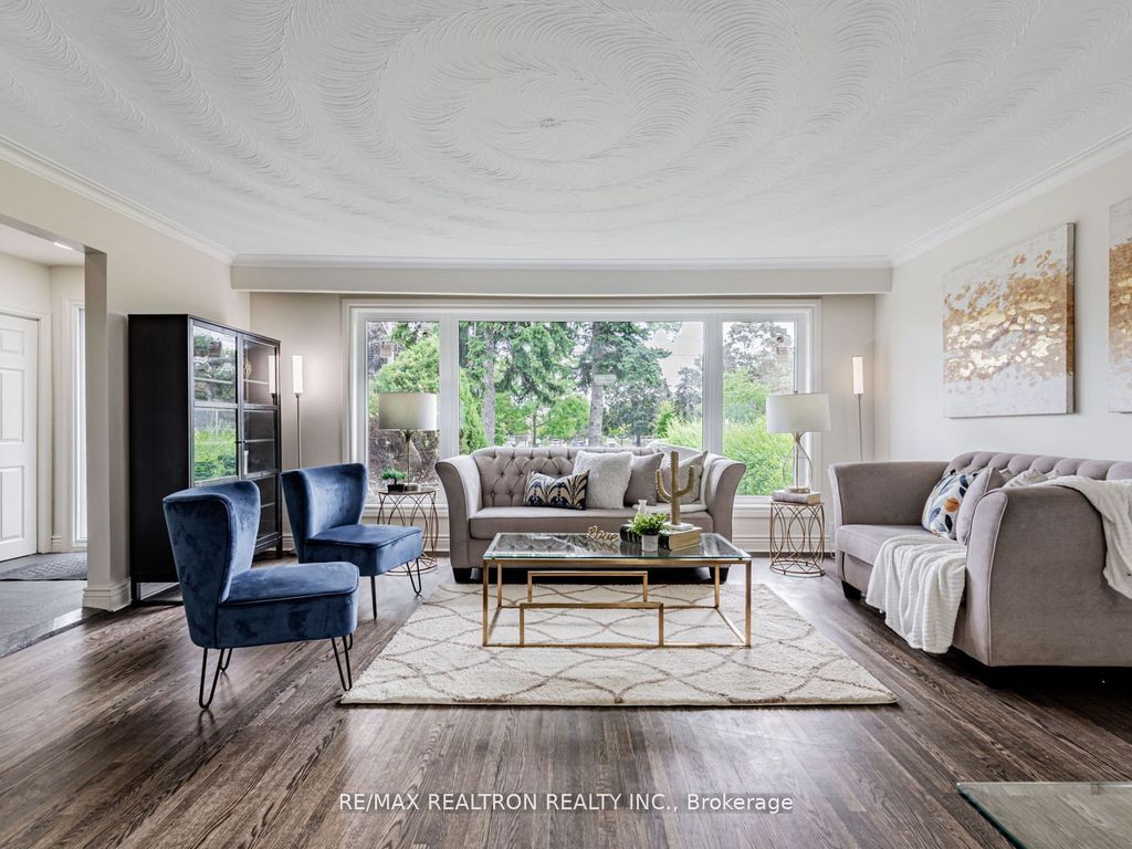 Photo of 4 Chater Court, Toronto, ON M6B 2N2 (MLS # C12458794)