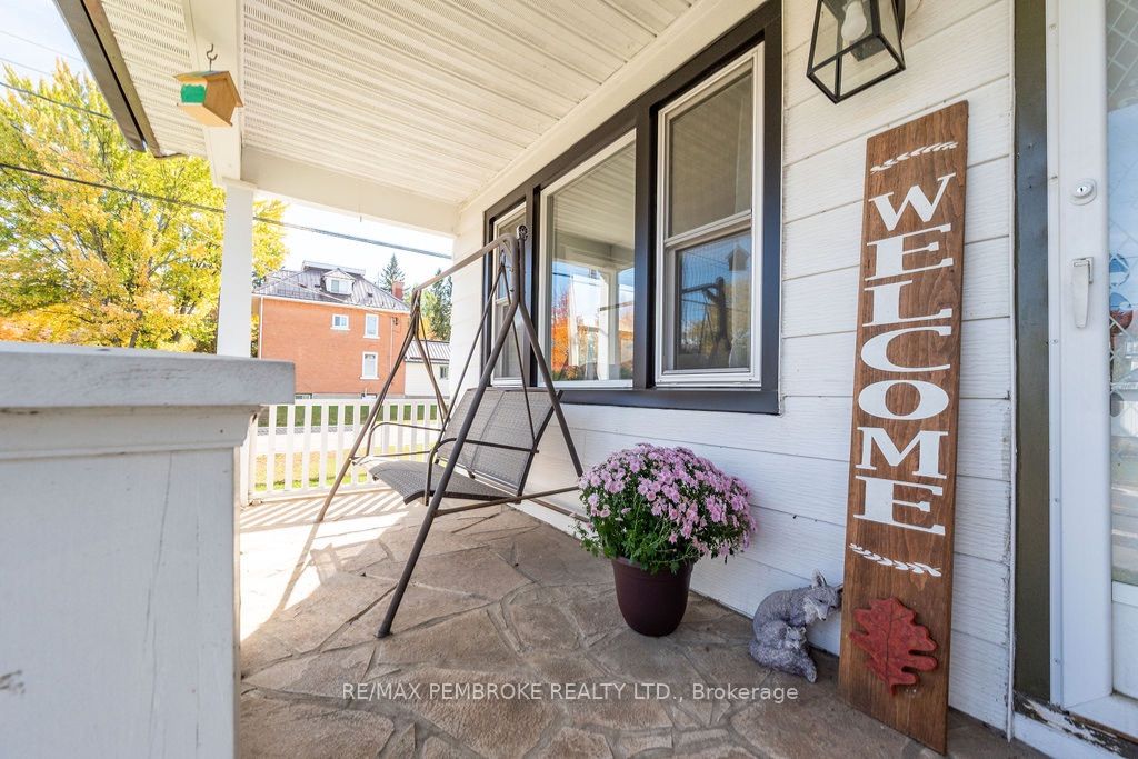 Photo of 53 Doran Street, Petawawa, ON K8H 1R1 (MLS # X13858808)