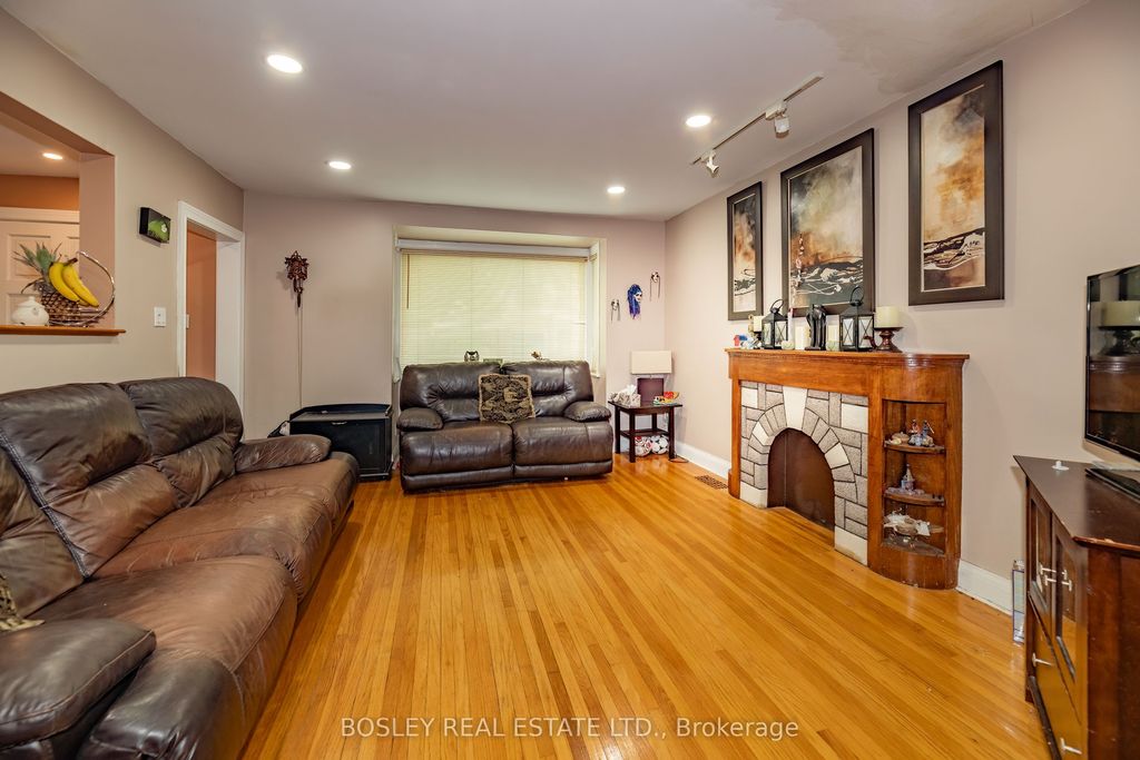 Photo of 6 Boyd Avenue, Toronto, ON M9N 2C7 (MLS # W13506090)