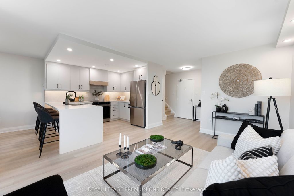 Photo of 60 Southport Street #608, Toronto, ON M6S 3N4 (MLS # W12391612)