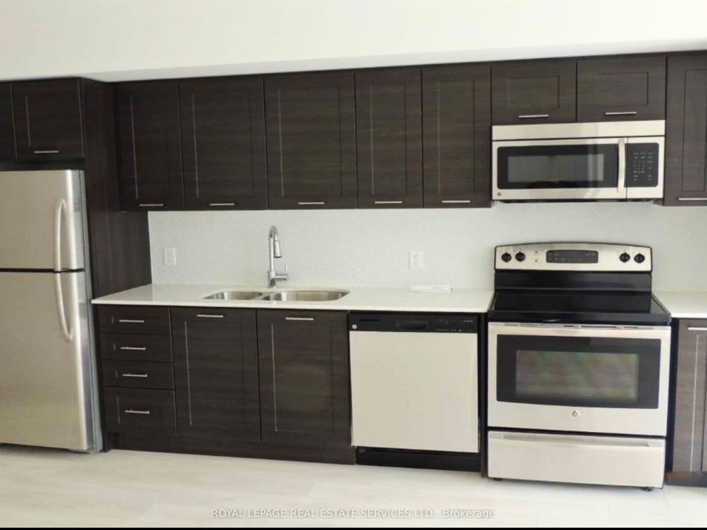 Photo of 2220 Lakeshore Boulevard W #2210, Toronto, ON M8V 0C1 (MLS # W13105080)
