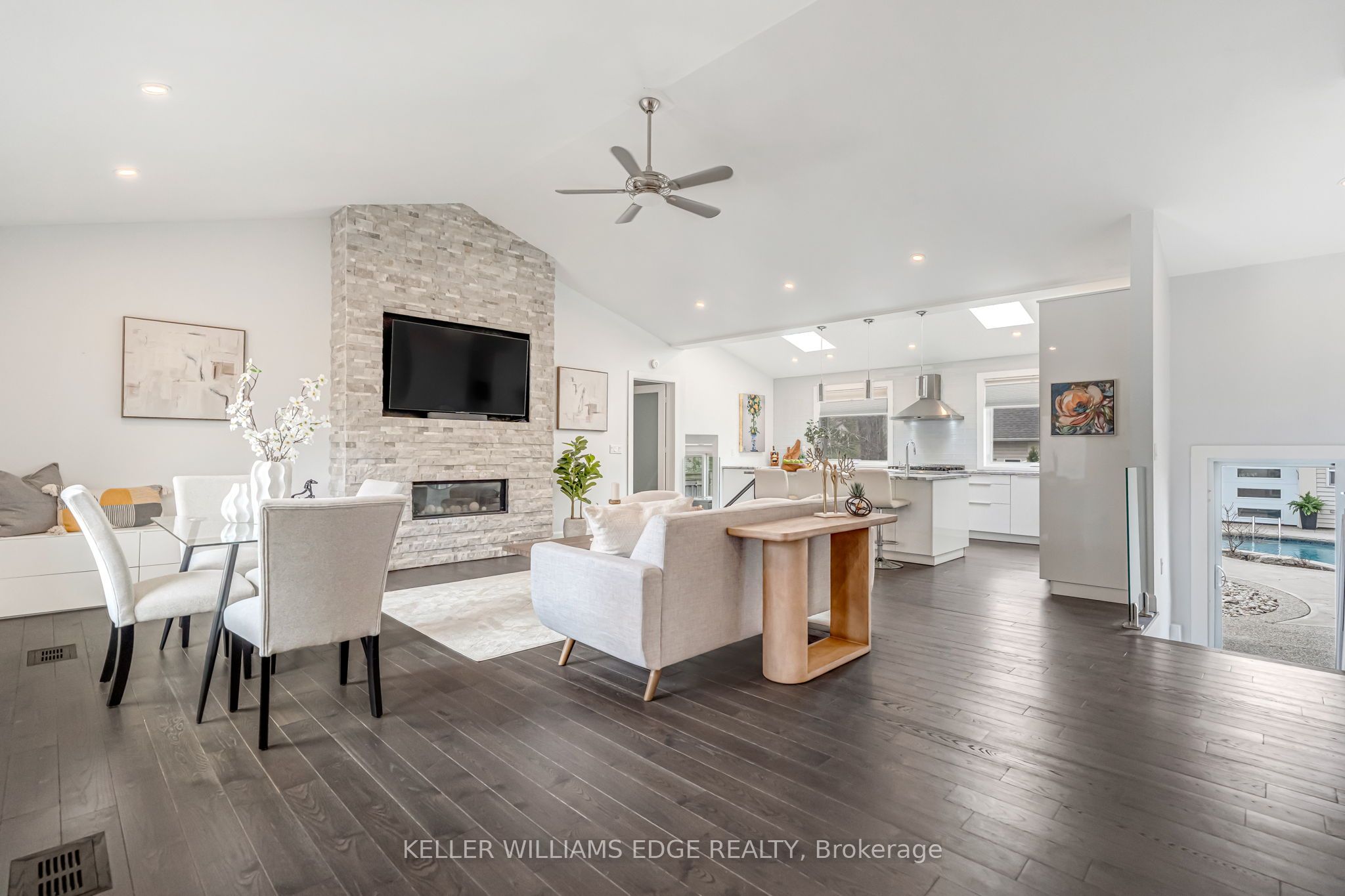 2123 Deyncourt Drive