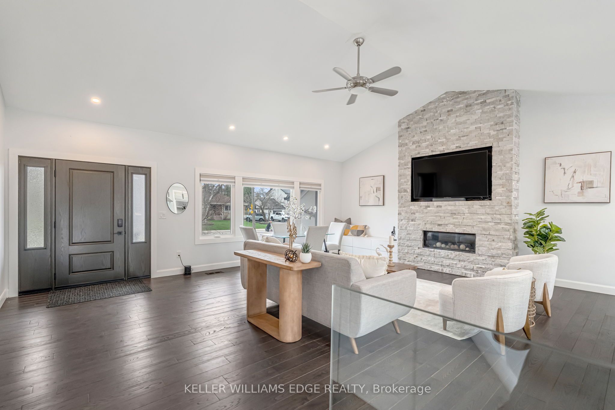 2123 Deyncourt Drive