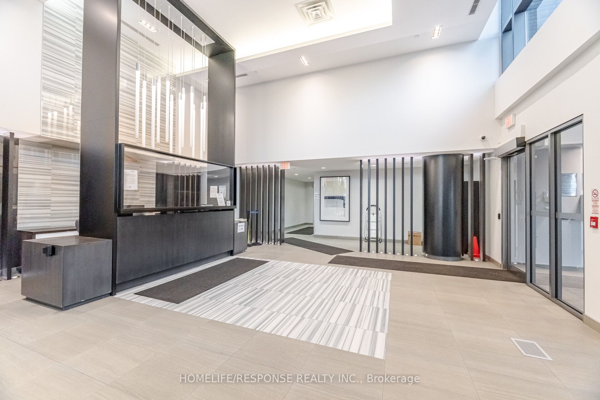 55 Oneida Crescent 1206