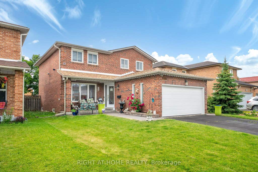 Photo of 7 Polygon Court, Brampton, ON L6Z 3X8 (MLS # W13522200)