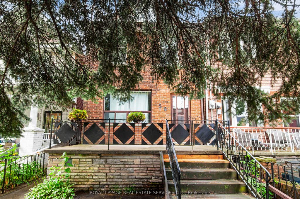 Photo of 56 Arlington Avenue, Toronto, ON M6G 3K8 (MLS # C13535956)