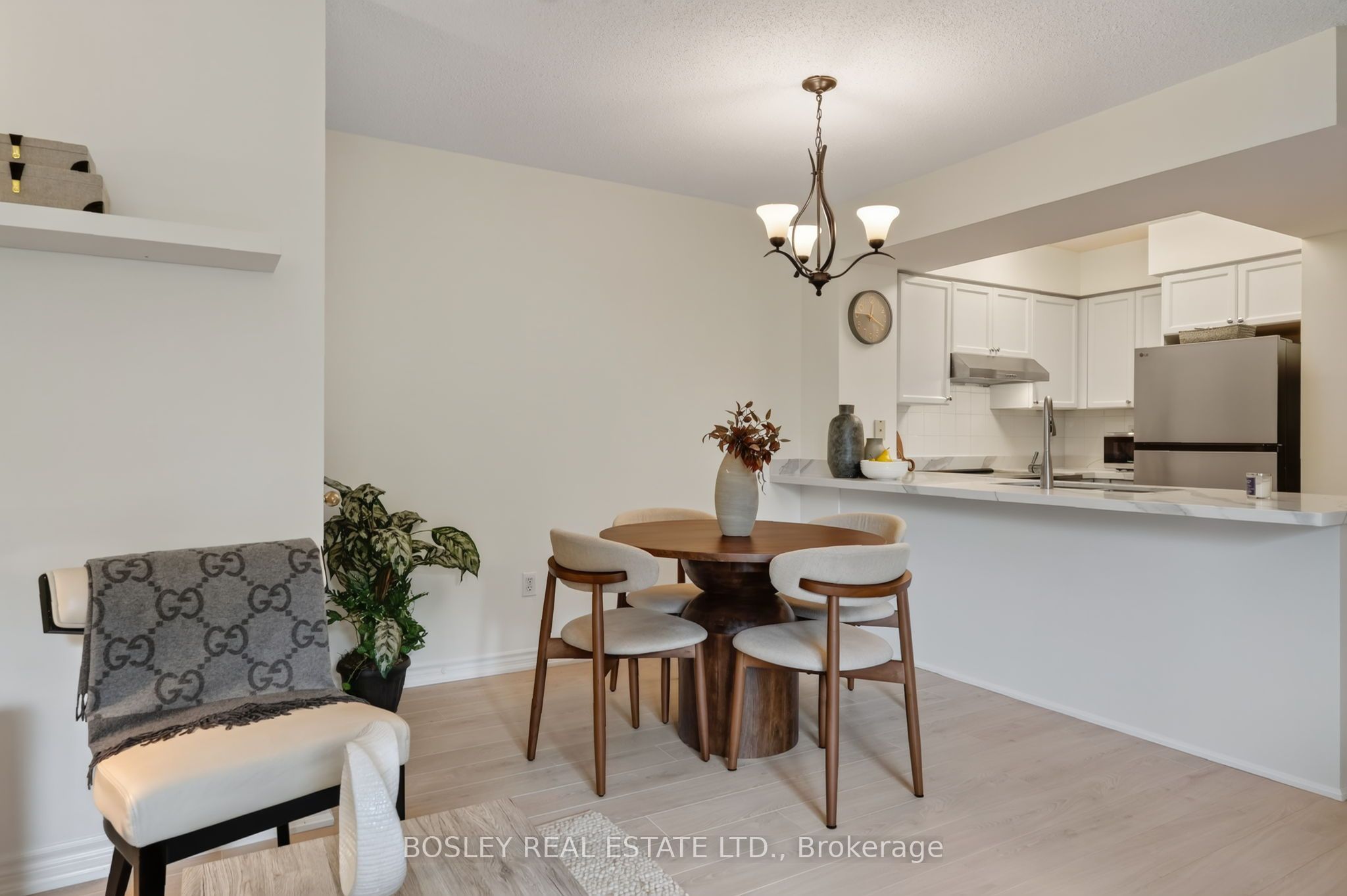 225 Merton Street 501