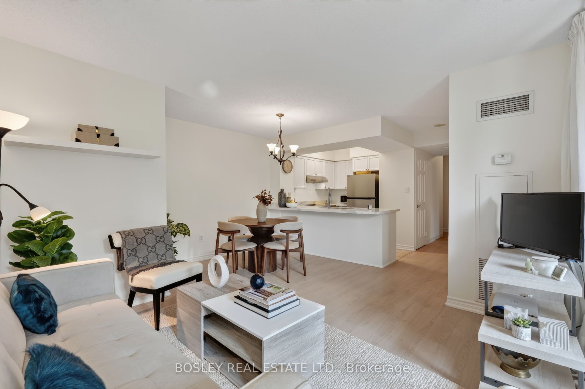 225 Merton Street 501