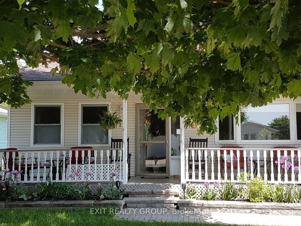 Photo of 1 Quaker Court, Prince Edward County, ON K0K 3L0 (MLS # X12798694)