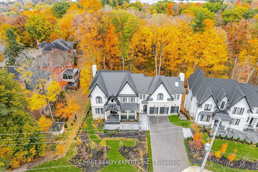 Photo of 2610 Mississauga Road, Mississauga, ON L5H 2L5 (MLS # W12457676)