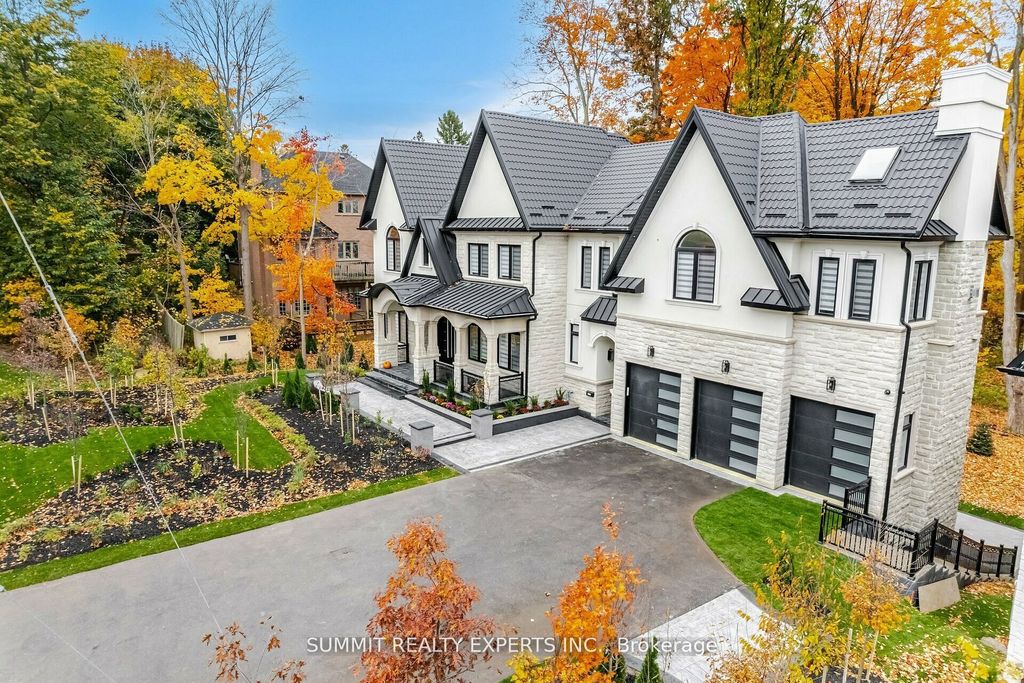 Photo of 2610 Mississauga Road, Mississauga, ON L5H 2L5 (MLS # W12457676)