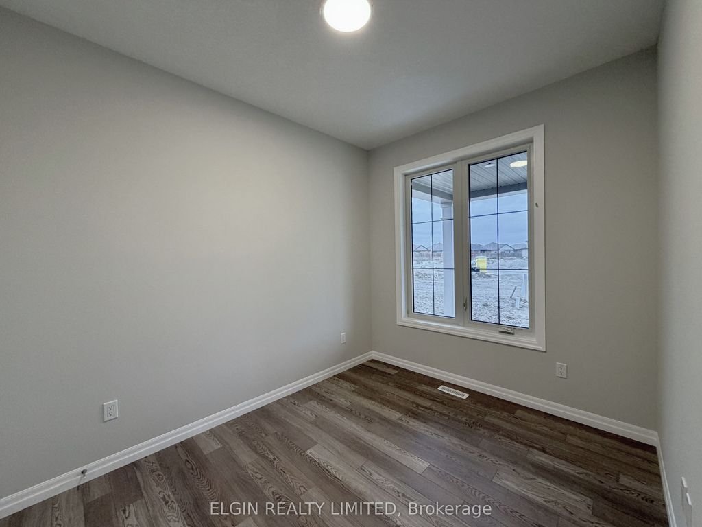 Photo of 5 Horizon Court, Central Elgin, ON N5P 0E5 (MLS # X12816208)