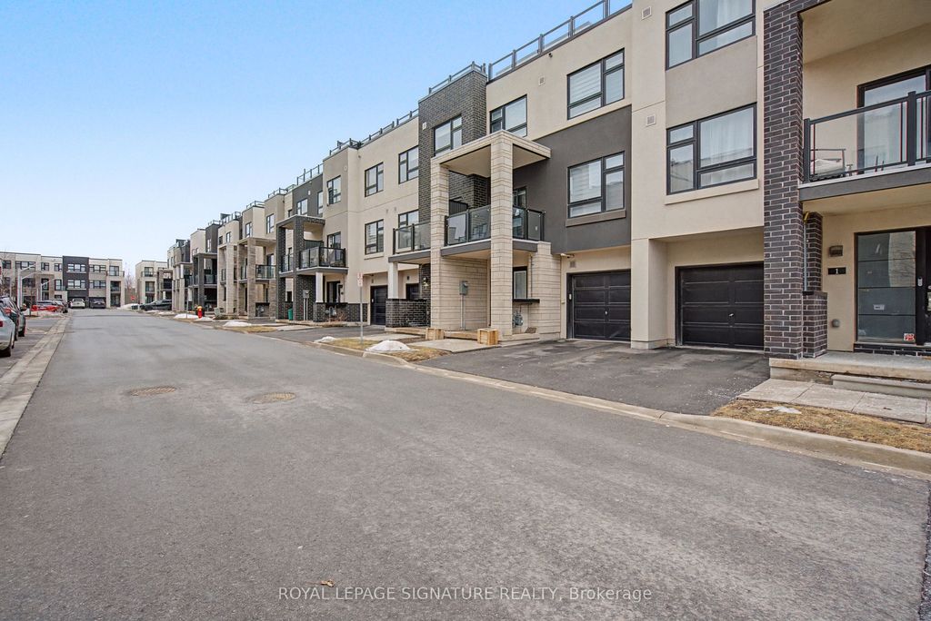 Photo of 1121 Cooke Boulevard #3, Burlington, ON L7T 0C4 (MLS # W12853496)