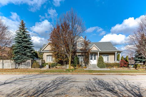 2 Chimenti Court Markham ON L3R 9P9