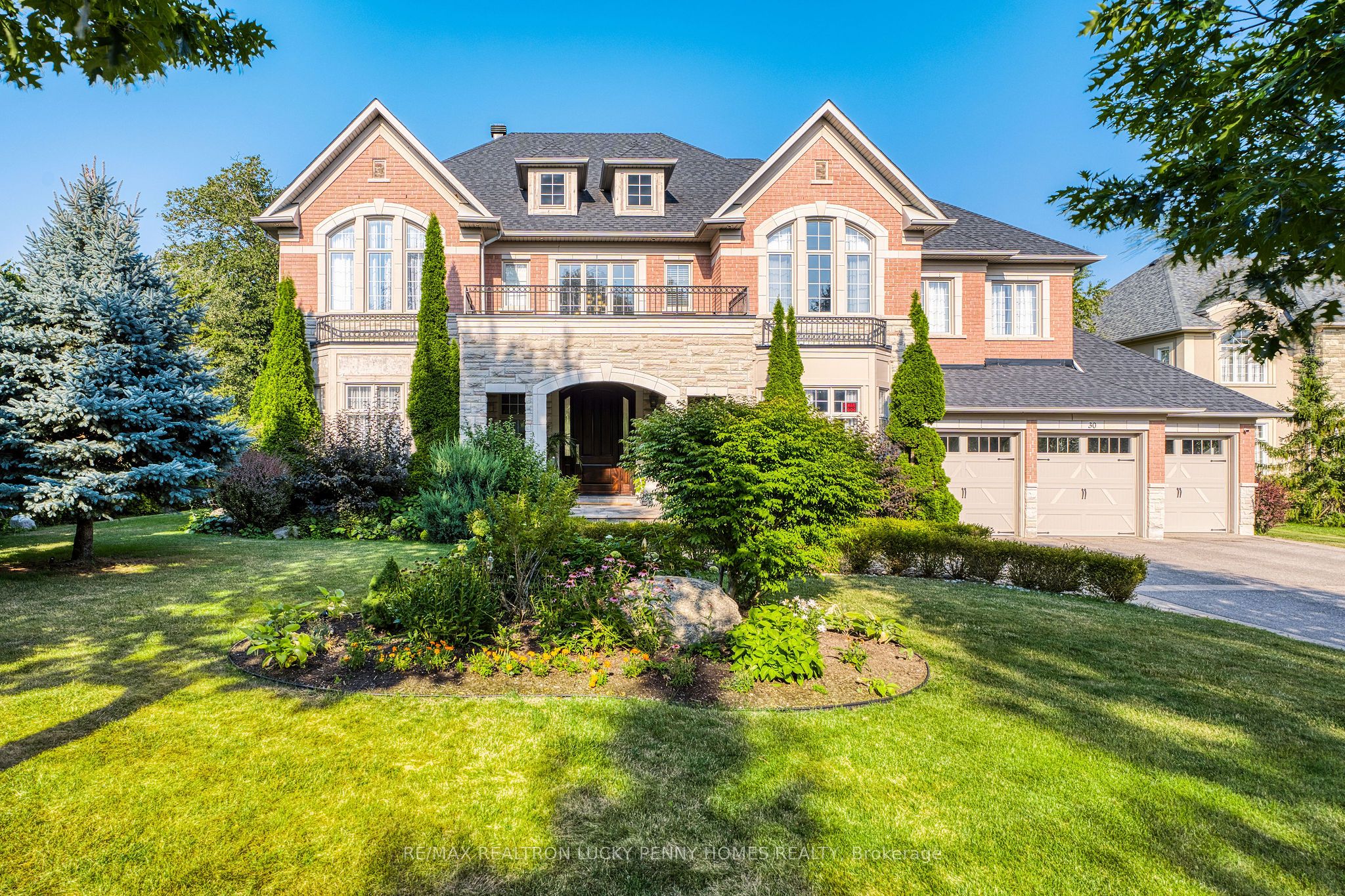 30 Bernadotte Drive