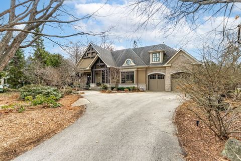 552 Bobolink Road Mississauga ON L5J 2P4