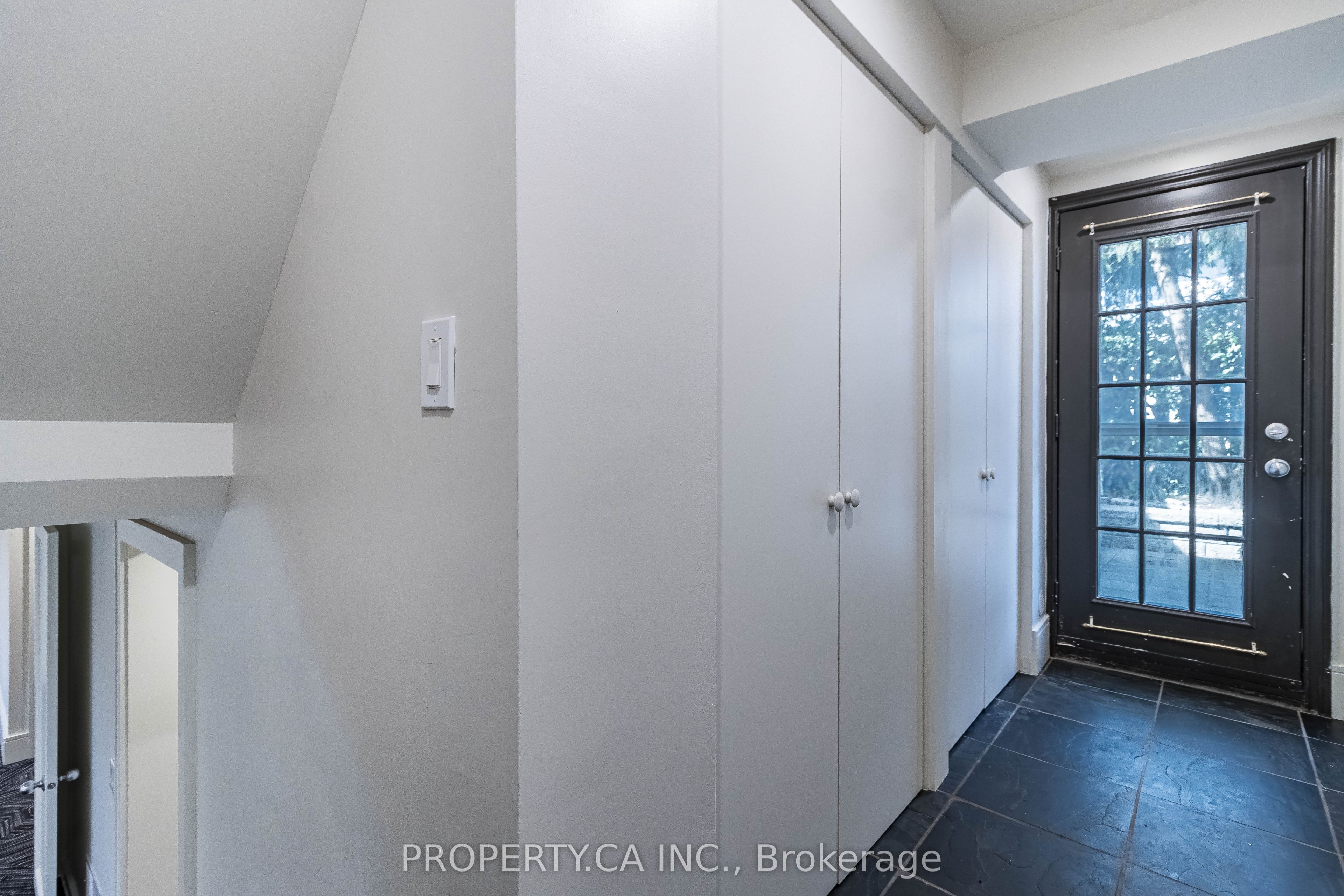 3470 Enniskillen Circle S Basement