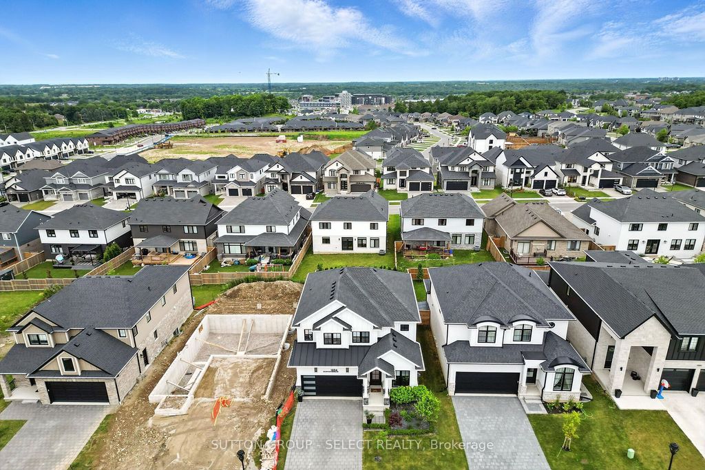 Photo of 1894 Fountain Grass Drive, London South, ON N6K 4P9 (MLS # X12735828)