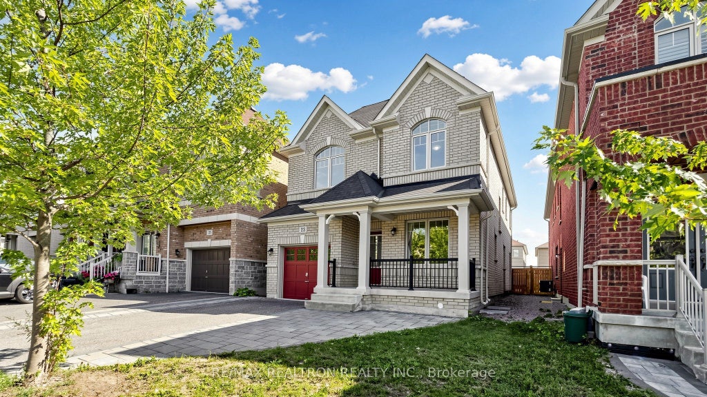 Photo of 23 Foxberry Road, East Gwillimbury, ON L9N 0P6 (MLS # N13750346)