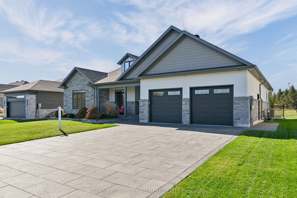 Photo of 18163 St Laurent Boulevard, South Glengarry, ON K6H 7N6 (MLS # X14109474)