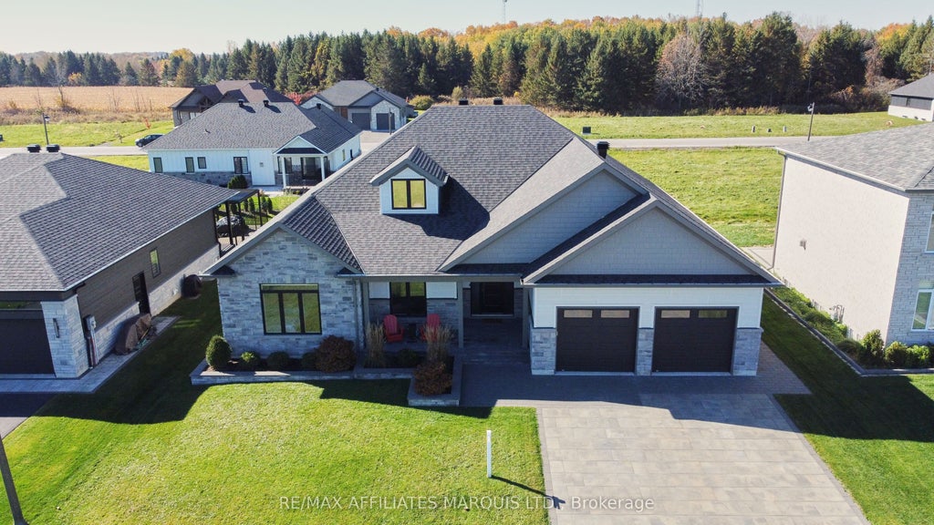 Photo of 18163 St Laurent Boulevard, South Glengarry, ON K6H 7N6 (MLS # X14109474)